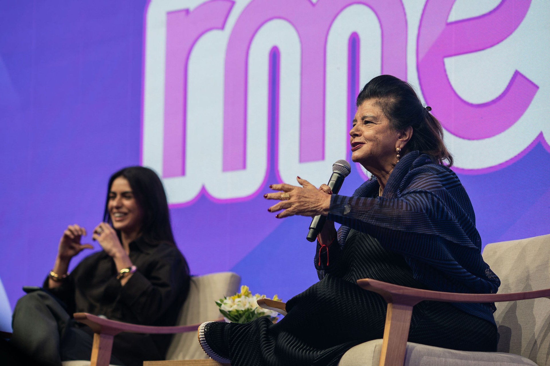 Palestras e Liderança Feminina no Mundo RME