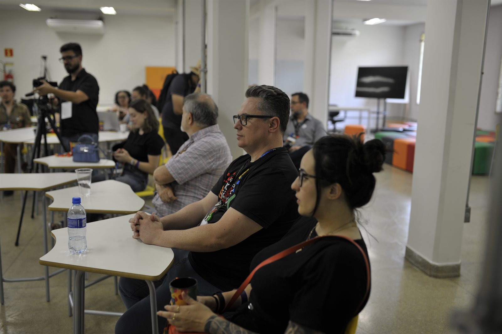 Estandes e Networking na Vila de Negócios